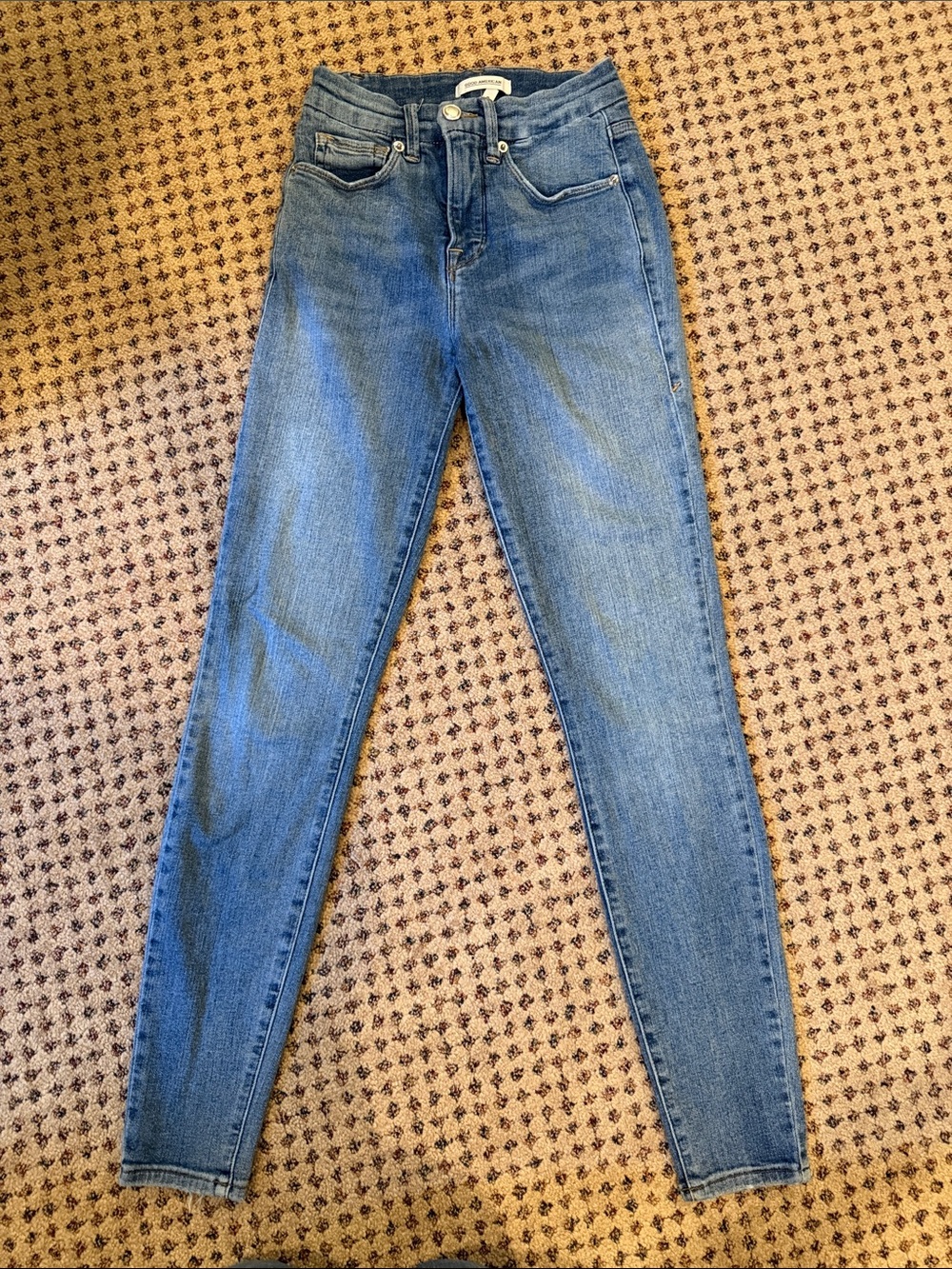 Good American Good Waist Skinny High-Rise Jeans in Blue Wash